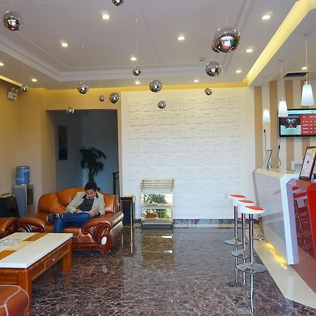 Thank Inn Chain Hotel Guizhou Zunyi Huichuan District Huichuan Avenue Kültér fotó